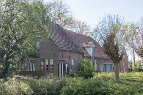 asten bijgebouw